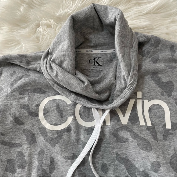 Calvin Klein Leopard Pullover Sweatshirt | Size Small - Picture 3 of 4